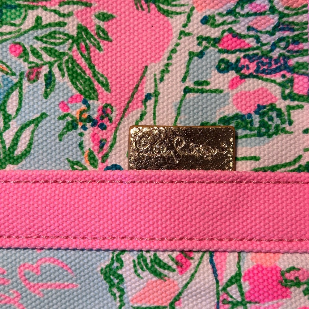 Lilly Pulitzer Mercato Zippered Tote NWT - Picture 5 of 9